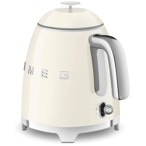 Smeg cream Electric Kettle - Picture 2 of 7